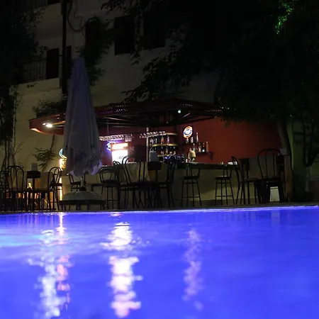 Idyros Bed & Breakfast Kemer